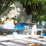 Des Grands Bois Hotel Buchillon