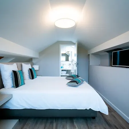 Des Grands Bois Hotell