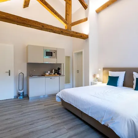 Des Grands Bois 3* Buchillon