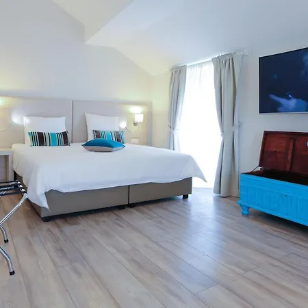 Des Grands Bois Hotell Buchillon