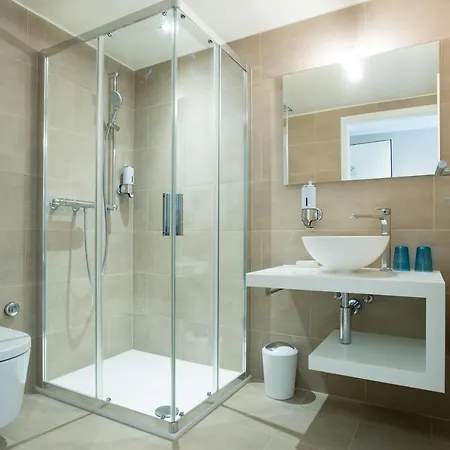 Des Grands Bois Hotell 3*