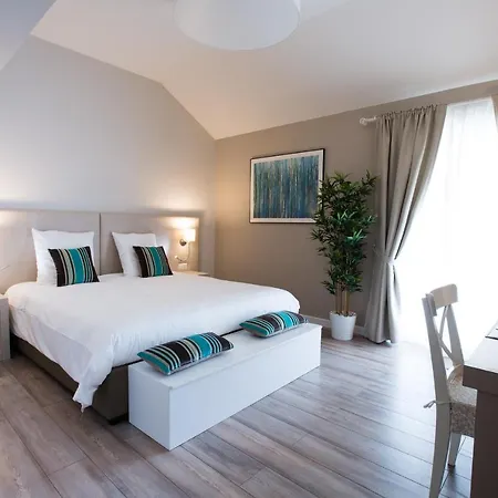 Hotell Des Grands Bois 3*