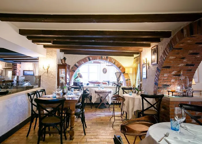 Hotel Des Grands Bois 3*