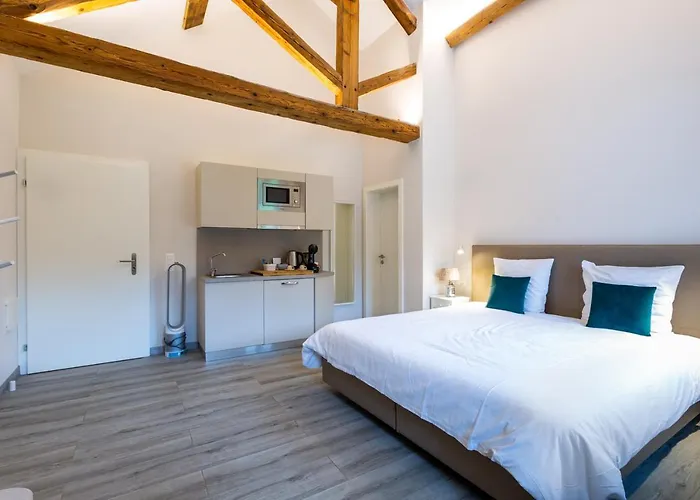 Des Grands Bois 3* Buchillon