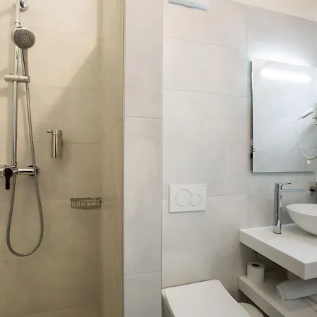 Des Grands Bois Hotel Buchillon